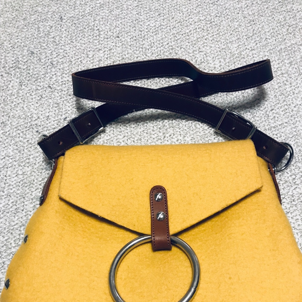 Jack and Cookie classic crossbody bag